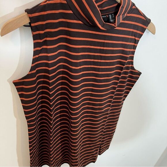 New Susan Graver Weekend Solid & Striped Cotton Modal Set of 2 Tops | Size M - Picture 3 of 13